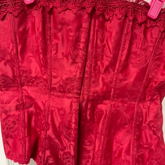 Valentines Day 💕Red Corsette - Picture 2 of 5